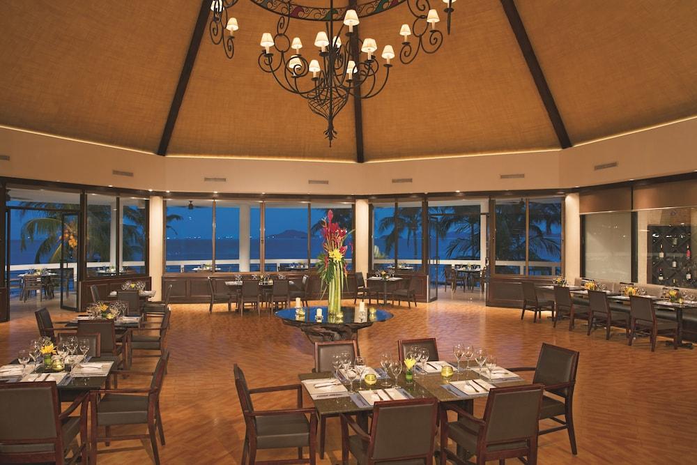 Dreams Playa Bonita All Inclusive パナマ・シティー エクステリア 写真 The restaurant at the resort