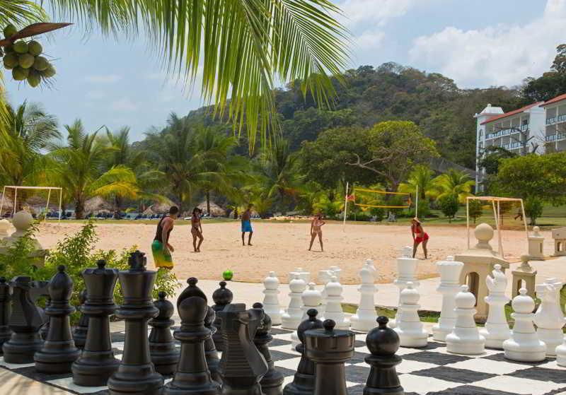 Dreams Playa Bonita All Inclusive パナマ・シティー エクステリア 写真 The beach at the resort