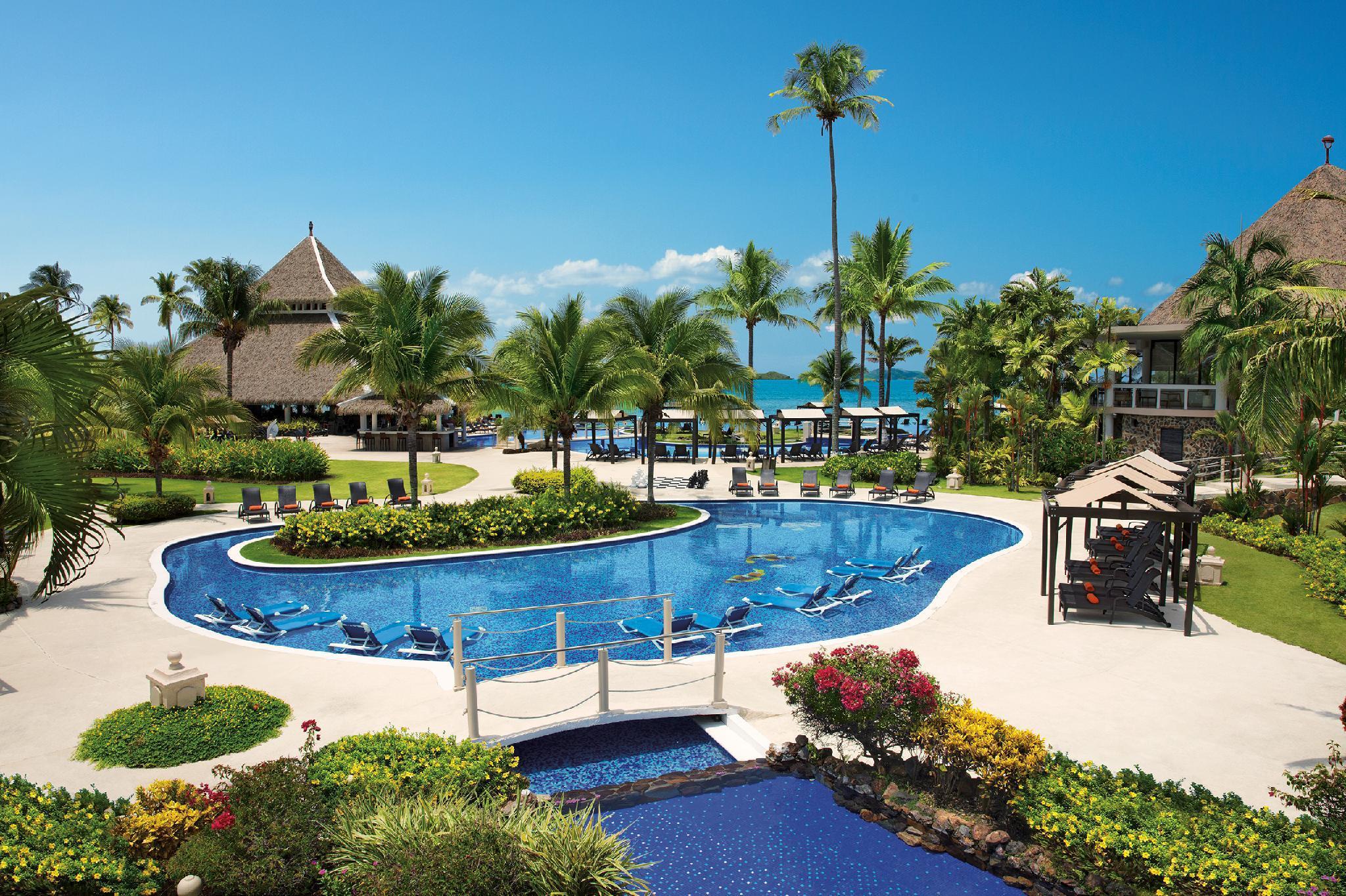 Dreams Playa Bonita All Inclusive パナマ・シティー エクステリア 写真 The pool at the Hard Rock Hotel