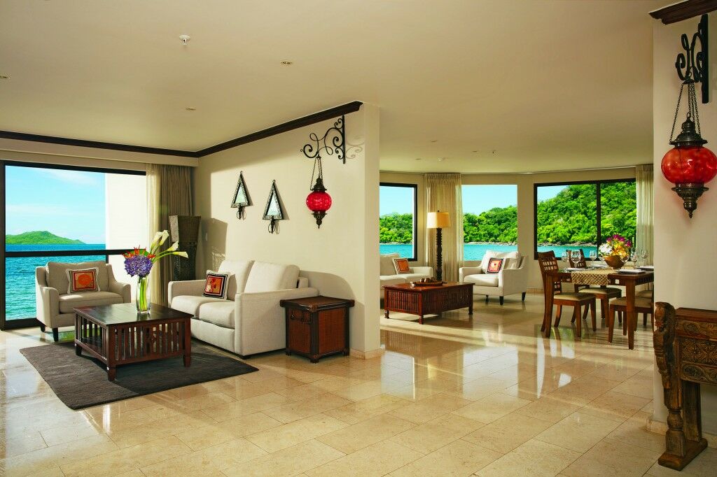 Dreams Playa Bonita All Inclusive パナマ・シティー エクステリア 写真 A suite at the Hard Rock Hotel